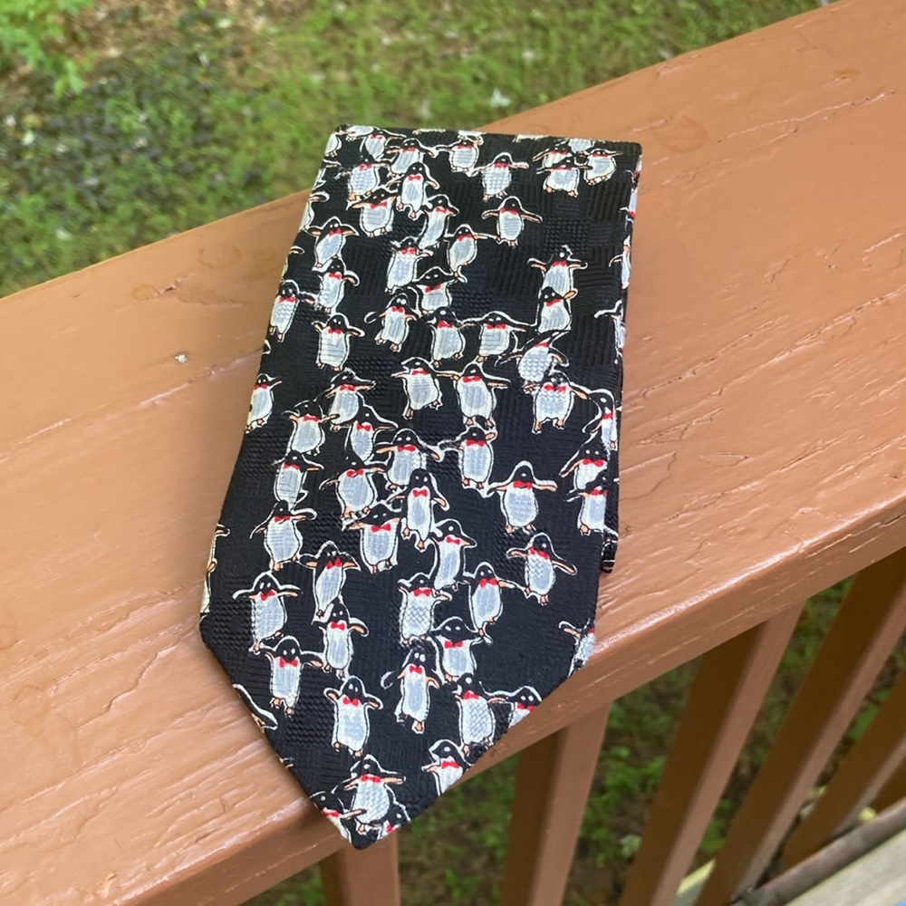 Enzo Fellini black silk tie with penguins